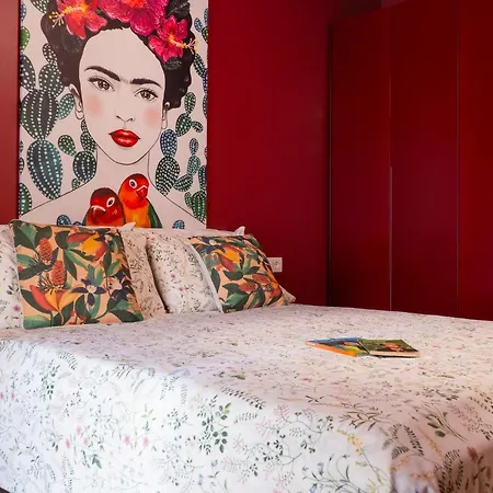 Frida's By Happyhostorino Appartement *