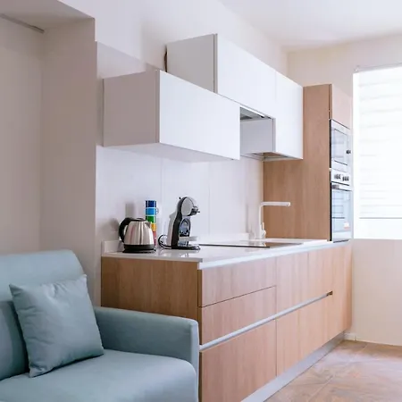 Frida's By Happyhostorino Apartmán *