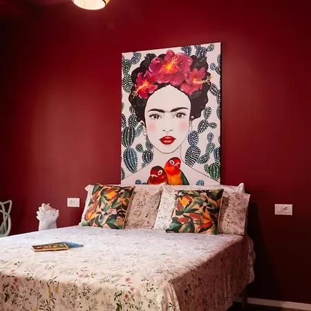 Frida's By Happyhostorino *