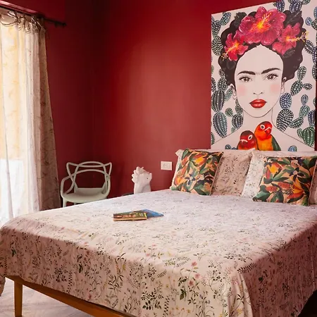 Frida's By Happyhostorino דירה